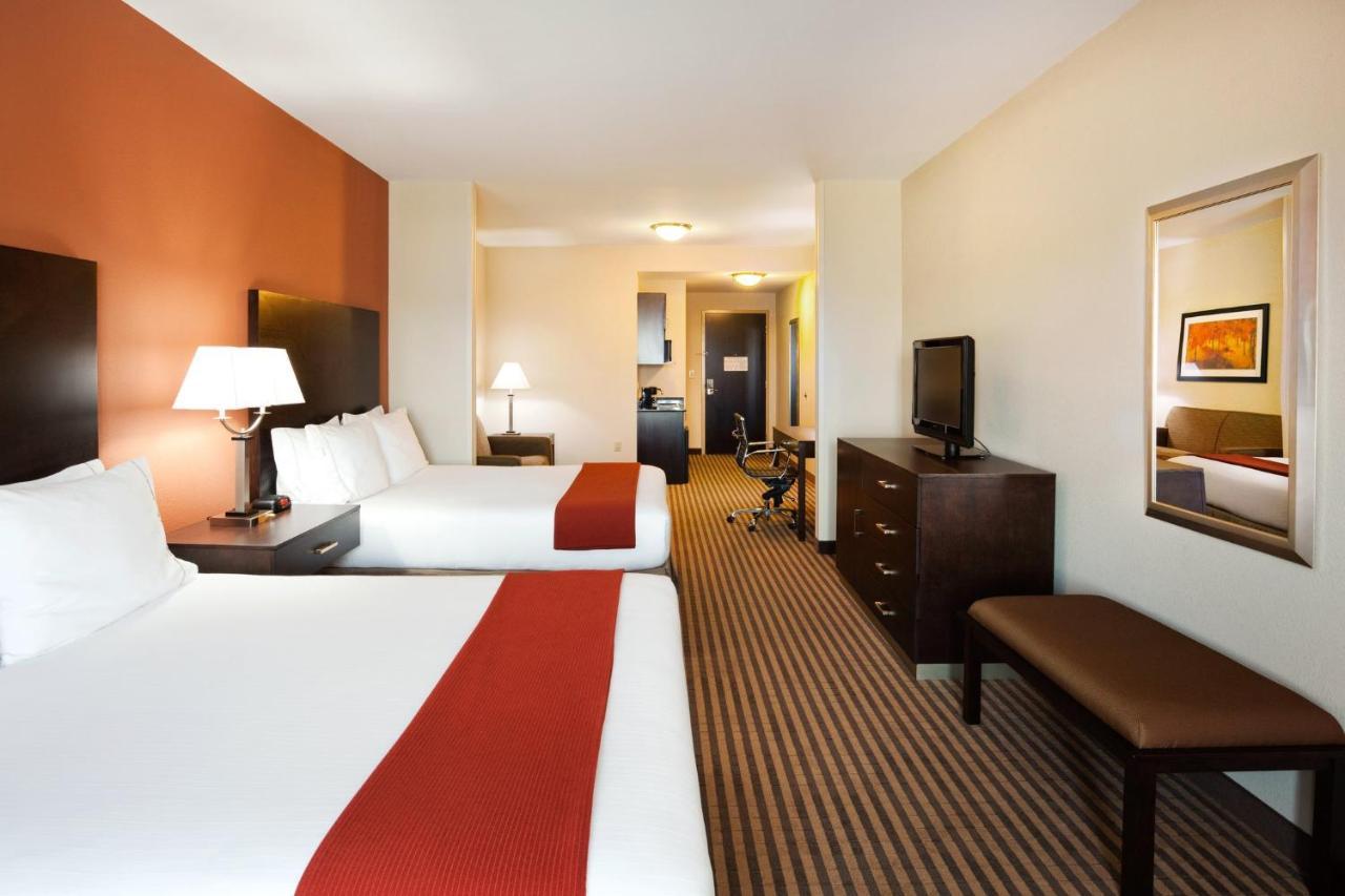 ฮอลิเดย์ อินน์ เอ็กซ์เพรส โฮเต็ล แอนด์ สวีท ชาร์ลอต เซาท์อีสต์ -แมททิว Hotel แมทธิวส์ ภายนอก รูปภาพ